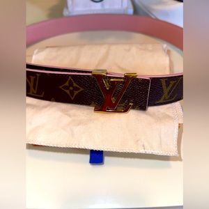 Authentic LV Reversible Belt